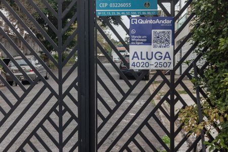 Casa para alugar com 350m², 4 quartos e 2 vagas Casa para alugar com 350m², 4 quartos e 2 vagasPlaca instalada
