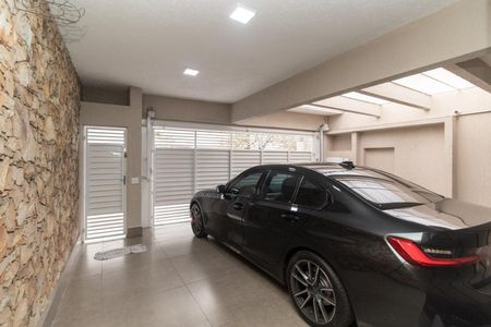 Casa para alugar com 350m², 4 quartos e 2 vagas Casa para alugar com 350m², 4 quartos e 2 vagasGaragem