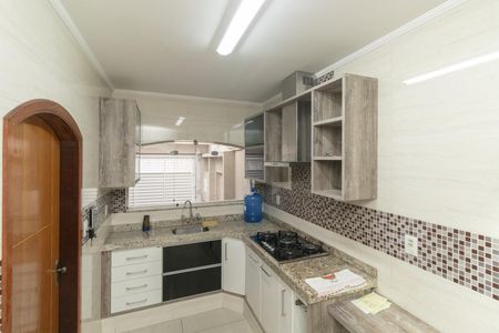 Casa para alugar com 350m², 4 quartos e 2 vagas Casa para alugar com 350m², 4 quartos e 2 vagasCozinha