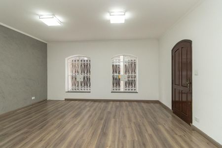 Casa para alugar com 350m², 4 quartos e 2 vagas Casa para alugar com 350m², 4 quartos e 2 vagasSala