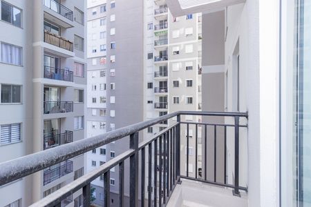 Apartamento para alugar com 37m², 2 quartos e sem vaga Apartamento para alugar com 37m², 2 quartos e sem vagaVaranda Sala