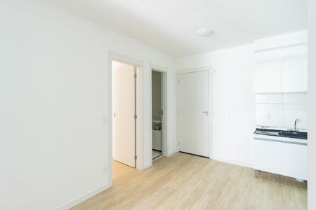 Apartamento para alugar com 37m², 2 quartos e sem vaga Apartamento para alugar com 37m², 2 quartos e sem vagaSala