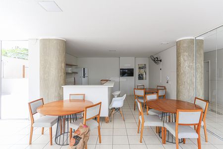 Apartamento para alugar com 49m², 2 quartos e 1 vagaÁrea comum - Salão de festas