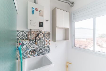 Área de Serviço de apartamento para alugar com 2 quartos, 57m² em Jardim Marica, Mogi das Cruzes