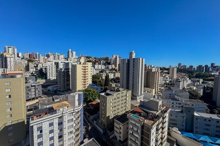 Apartamento à venda com 2 quartos, 66m² em Cidade Jardim, Belo Horizonte