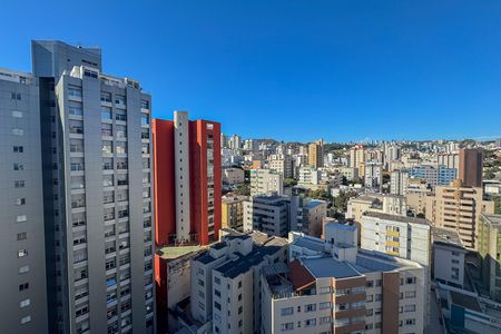 Apartamento à venda com 2 quartos, 66m² em Cidade Jardim, Belo Horizonte