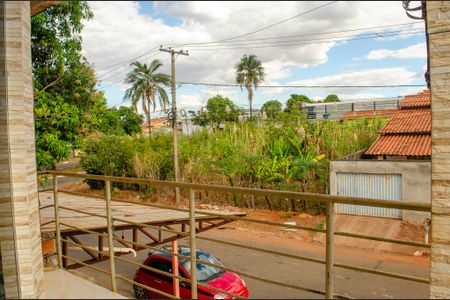 Sacada de casa à venda com 2 quartos, 196m² em Setor Estrela Dalva, Goiânia