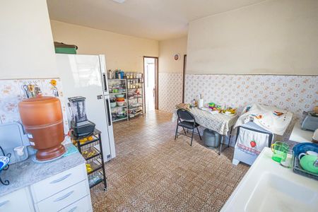 Cozinha de casa à venda com 3 quartos, 360m² em Inconfidência, Belo Horizonte