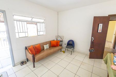 Sala de casa à venda com 3 quartos, 360m² em Inconfidência, Belo Horizonte