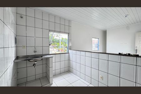 Cozinha de kitnet/studio para alugar com 1 quarto, 60m² em Mussurunga, Salvador