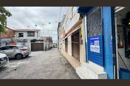 Fachada de kitnet/studio para alugar com 1 quarto, 60m² em Mussurunga, Salvador
