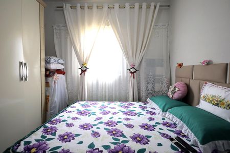 Casa à venda com 124m², 4 quartos e 1 vaga Casa à venda com 124m², 4 quartos e 1 vagaQuarto 1
