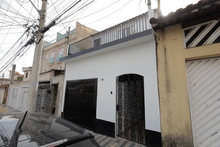 Fachada de casa à venda com 4 quartos, 124m² em Vila Linda, Santo André