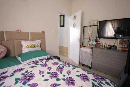 Quarto 1 de casa à venda com 4 quartos, 124m² em Vila Linda, Santo André