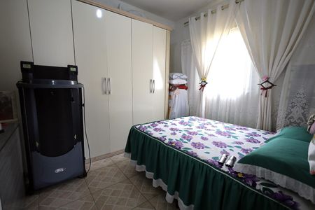 Casa à venda com 124m², 4 quartos e 1 vaga Casa à venda com 124m², 4 quartos e 1 vagaQuarto 1