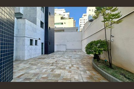 Apartamento à venda com 212m², 4 quartos e 3 vagas Apartamento à venda com 212m², 4 quartos e 3 vagasÁrea comum