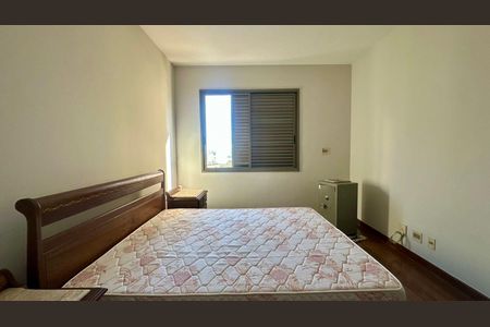 Quarto de apartamento à venda com 4 quartos, 212m² em Cruzeiro, Belo Horizonte