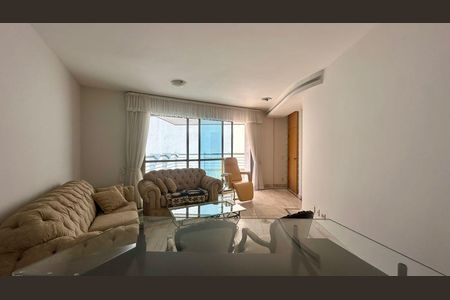 Apartamento à venda com 212m², 4 quartos e 3 vagas Apartamento à venda com 212m², 4 quartos e 3 vagasSala