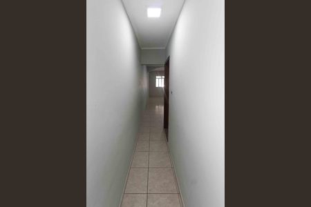 Corredor de casa para alugar com 2 quartos, 250m² em Chácara Mafalda, São Paulo