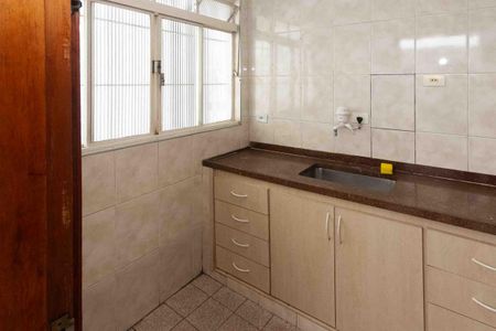 Casa para alugar com 250m², 2 quartos e 2 vagas Casa para alugar com 250m², 2 quartos e 2 vagasCozinha