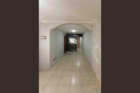 Casa para alugar com 250m², 2 quartos e 2 vagas Casa para alugar com 250m², 2 quartos e 2 vagasSala