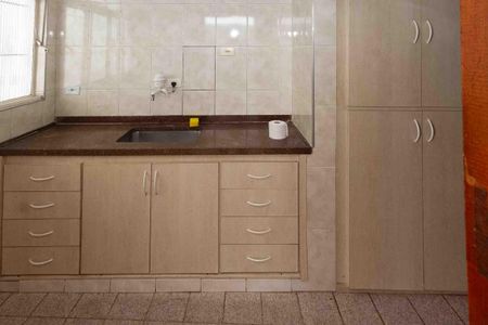 Casa para alugar com 250m², 2 quartos e 2 vagas Casa para alugar com 250m², 2 quartos e 2 vagasCozinha