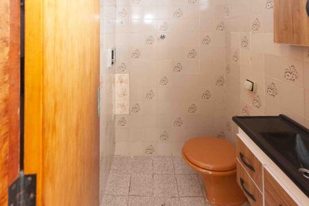 Casa para alugar com 250m², 2 quartos e 2 vagas Casa para alugar com 250m², 2 quartos e 2 vagasBanheiro Social