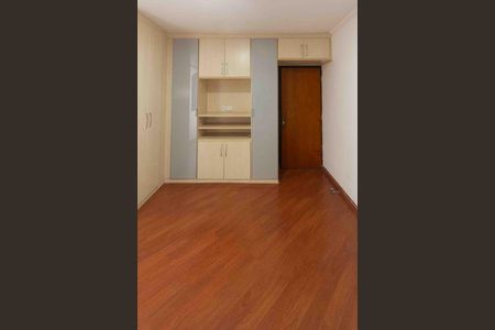 Casa para alugar com 250m², 2 quartos e 2 vagas Casa para alugar com 250m², 2 quartos e 2 vagasSuite