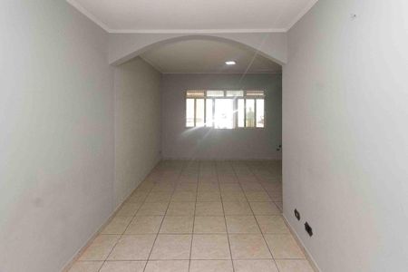 Casa para alugar com 250m², 2 quartos e 2 vagas Casa para alugar com 250m², 2 quartos e 2 vagasSala