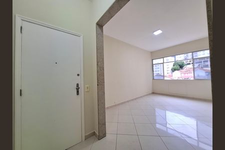 Apartamento para alugar com 85m², 2 quartos e sem vaga Apartamento para alugar com 85m², 2 quartos e sem vagaSala