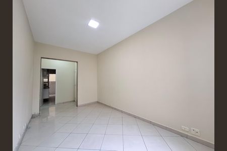 Apartamento para alugar com 85m², 2 quartos e sem vaga Apartamento para alugar com 85m², 2 quartos e sem vagaSala