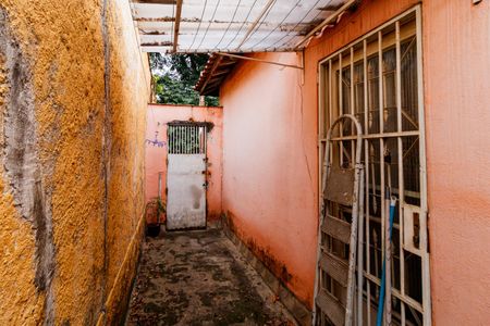 QuintalÁrea externa de casa à venda com 1 quarto, 81m² em Parque Vitoria, São Paulo