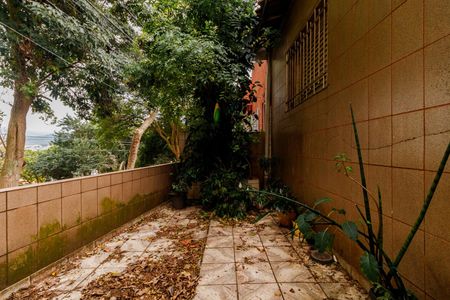 Área externa de casa à venda com 1 quarto, 81m² em Parque Vitoria, São Paulo