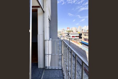 Apartamento para alugar com 80m², 2 quartos e sem vaga Apartamento para alugar com 80m², 2 quartos e sem vagaSacada de Serviço