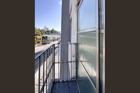 Apartamento para alugar com 80m², 2 quartos e sem vaga Apartamento para alugar com 80m², 2 quartos e sem vagaSacada de Serviço