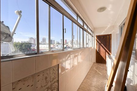 Apartamento para alugar com 80m², 2 quartos e sem vaga Apartamento para alugar com 80m², 2 quartos e sem vagaSacada