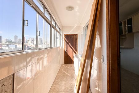 Apartamento para alugar com 80m², 2 quartos e sem vaga Apartamento para alugar com 80m², 2 quartos e sem vagaSacada
