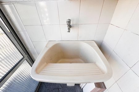 Apartamento para alugar com 80m², 2 quartos e sem vaga Apartamento para alugar com 80m², 2 quartos e sem vagaÁrea de Serviço