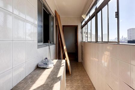 Apartamento para alugar com 80m², 2 quartos e sem vaga Apartamento para alugar com 80m², 2 quartos e sem vagaSacada