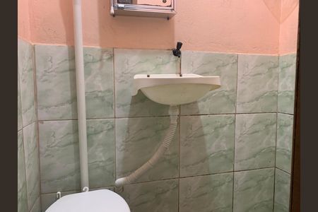 Banheiro de apartamento para alugar com 1 quarto, 40m² em Santos Dumont, São Leopoldo