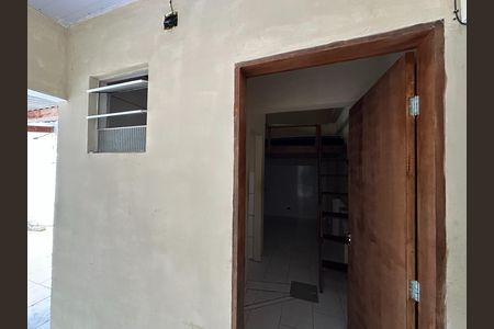 Studio para alugar com 16m², 1 quarto e sem vaga Studio para alugar com 16m², 1 quarto e sem vagaEntrada