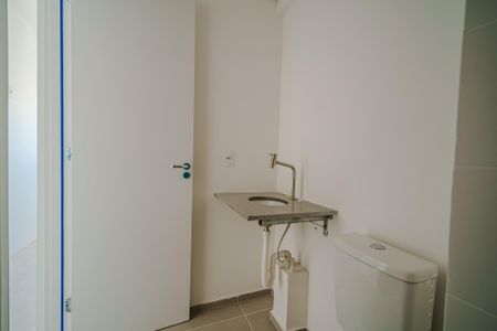 Studio à venda com 28m², 1 quarto e sem vaga Studio à venda com 28m², 1 quarto e sem vagaBanheiro