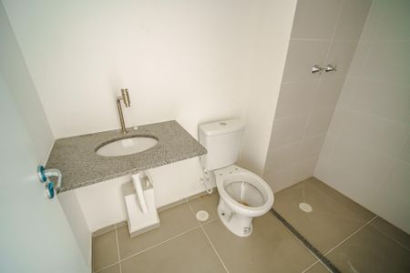 Studio à venda com 28m², 1 quarto e sem vaga Studio à venda com 28m², 1 quarto e sem vagaBanheiro