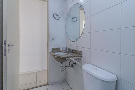 Casa de condomínio à venda com 59m², 3 quartos e 1 vaga Casa de condomínio à venda com 59m², 3 quartos e 1 vagabanheiro social_3