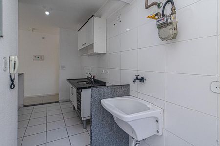 cozinha e área de serviço compartilhadas_4 de casa de condomínio à venda com 3 quartos, 59m² em Taboão, São Paulo