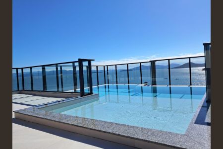 Apartamento para alugar com 31m², 1 quarto e 1 vaga Apartamento para alugar com 31m², 1 quarto e 1 vagaPiscina