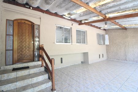 Fachada de casa à venda com 3 quartos, 87m² em Vila Isa, São Paulo