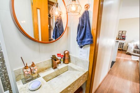 Apartamento à venda com 50m², 2 quartos e 1 vaga Apartamento à venda com 50m², 2 quartos e 1 vagaBanheiro
