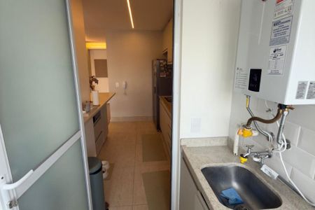 Área de serviço de apartamento à venda com 3 quartos, 108m² em Jardim Caravelas, São Paulo