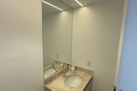 Banheiro de apartamento à venda com 3 quartos, 108m² em Jardim Caravelas, São Paulo